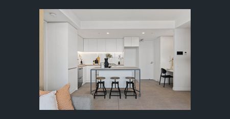 Unfurnished Two-Bedroom Apartment with City-to-Hills Views - Photo 5