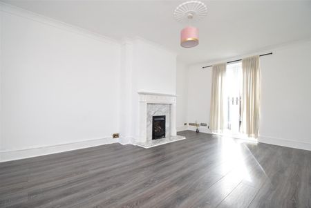 Warren Avenue, Wakefield - Photo 2