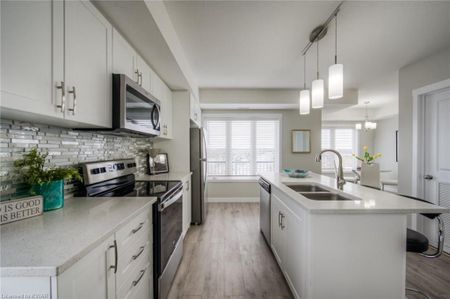 For Lease - 160 ROCHEFORT Street Unit# B-3, Kitchener, Ontario - Photo 2