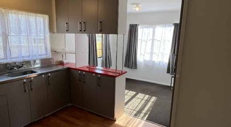 Tidy Stand-Alone Home in Quiet Cul-de-Sac - Photo 4