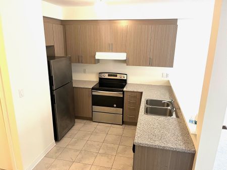 For Lease - 8 Bedford Estates Crescent, Barrie, Ontario - Photo 4