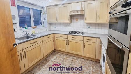 3 bedroom terraced house to rent - Photo 5