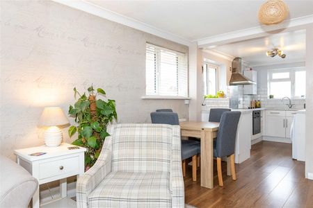 Victoria Road, Worthing - Photo 3