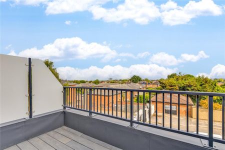 2 bedroom apartment to rent - Photo 2