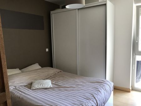Location Appartement 2 pièces 45m² VALENCIENNES 59300 - Photo 3