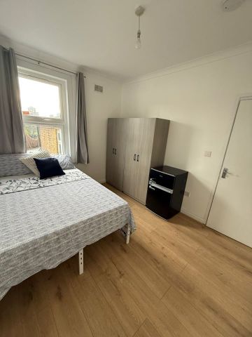 Room in a Shared House, Colegrave Road, E15 - Photo 5