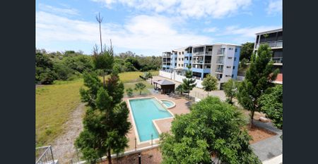 3 BEDROOM APARTMENT - Photo 4