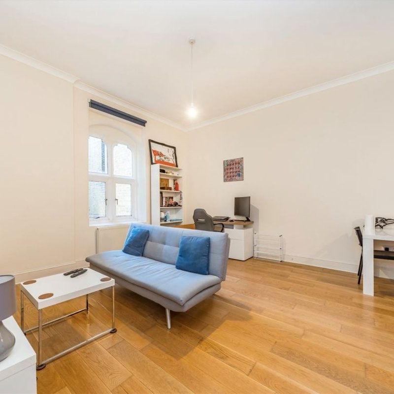 Borough Road, TW7, London - Photo 1