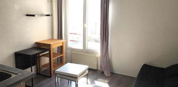 BREST JAURES- Studio meublé de 18m² - Photo 2