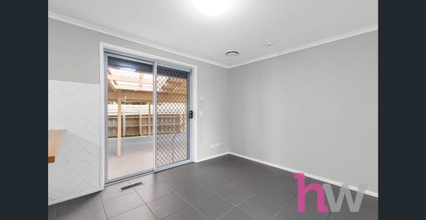 Large family home! - Photo 1