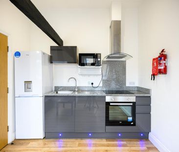 Studio to rent - Photo 6