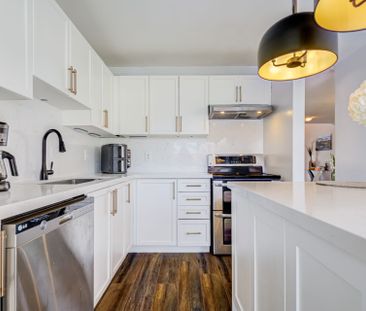 For Lease - 2136 Galloway Street Unit# Upper, Innisfil, Ontario - Photo 6