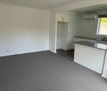 2/24 Garden Grove Pde, Adamstown Heights, NSW 2289 - Photo 2