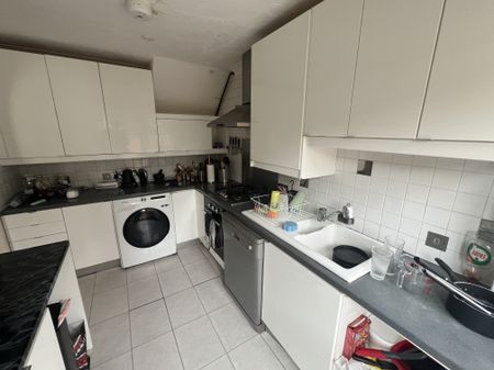 Chalvington Drive, St. Leonards-On-Sea - Photo 4