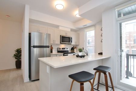Hillview Apartments - Photo 3