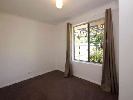 4-Bedroom Home in Prime Sturt Location – Walk to Marion Shopping Centre - Photo 3