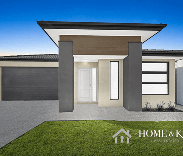 Modern & Huge 4- Bedroom Family Home - Photo 1