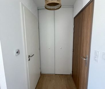 Location Appartement 2 pièces 46m² - Photo 6