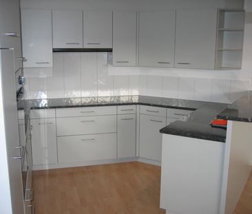 4.5.Zimmerwohnung an zentraler Lage in Höngg - Photo 5