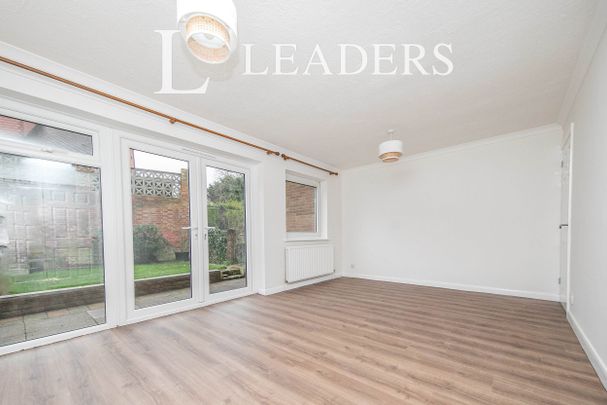 3 bedroom house to rent Bridgefield Close, Colchester, CO4 - Photo 1