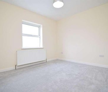 Leeds Road, Lofthouse, WF3 - Photo 5