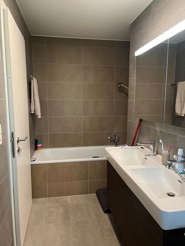 Appartement de 3,5 pièces avec terrasse dans un quartier récent ! - Foto 5