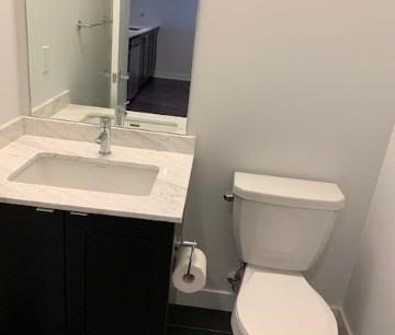 For Lease - 4055 Parkside Village Drive Unit# TH12, Mississauga, On... - Photo 4