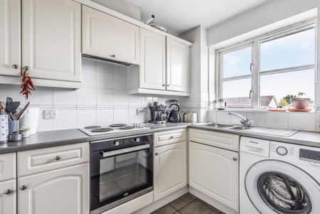 2 bedroom flat to rent - Photo 3