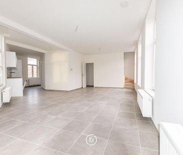 Lichtrijk duplex-appartement te huur te Brugge - Photo 1