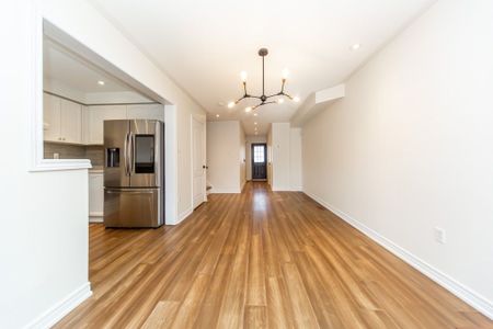 For Lease - 5 Amulet Crescent, Richmond Hill, Ontario - Photo 3