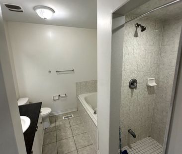 For Lease - 48 Agava Crescent, Brampton, Ontario - Photo 6