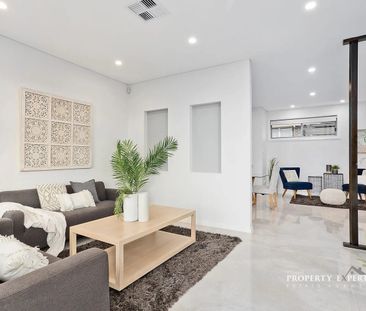 Luxury Designer Home – Built for Comfort, Style & Convenience - Photo 3