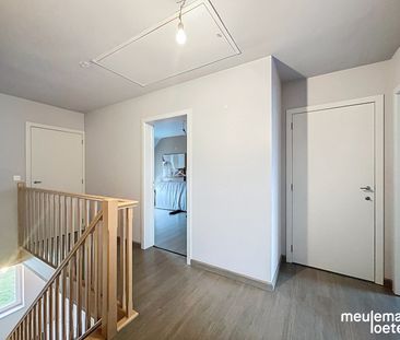 Lichtrijke woning met inpandige garage - Foto 5