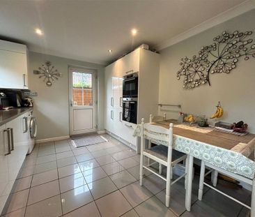 5 bedroom detached house to rent - Photo 5