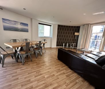 2 Bed Flat, Avalon, BN1 - Photo 1
