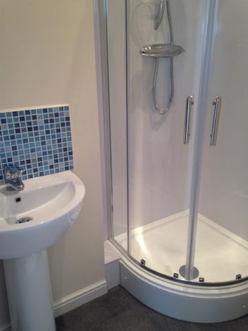 1 bedroom House To Let Total Size: 1583 SQ FT - Photo 5