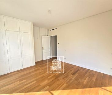 Tout savoir sur cette maison à La Celle-Saint-Cloud - Photo 2