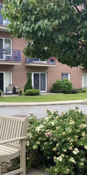 3 1/2 - 10 Avenue Vermont, Pointe-Claire - Photo 1