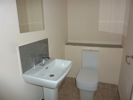 Benedict Court, Selby YO8 - Photo 4