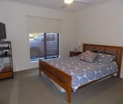 LARGE TWO BEDROOM TOWNHOUSE - Photo 2