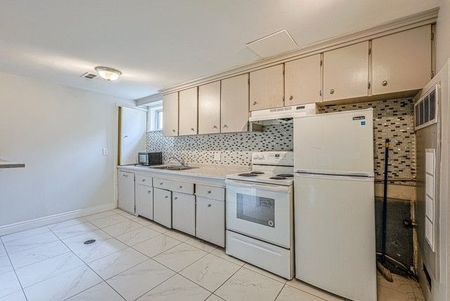 For Lease - 90 Flamborough Drive, Toronto, Ontario - Photo 3