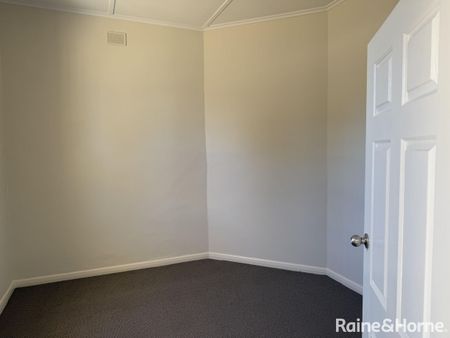 83A Hill Street, Murray Bridge, SA 5253 - Photo 2