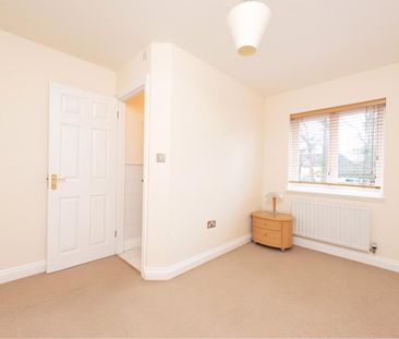 Heriot Court, Camberley, Surrey, GU15 - Photo 6