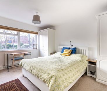 St. Georges Avenue, Weybridge, Surrey, KT13 flat to rent - Photo 4