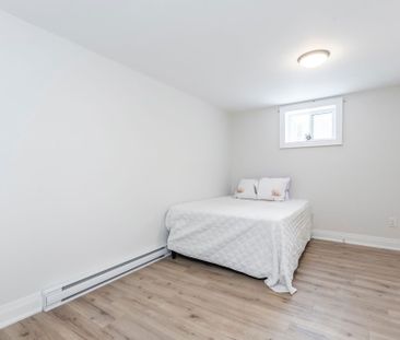For Lease - 65 Drury Lane, Barrie, Ontario - Photo 3