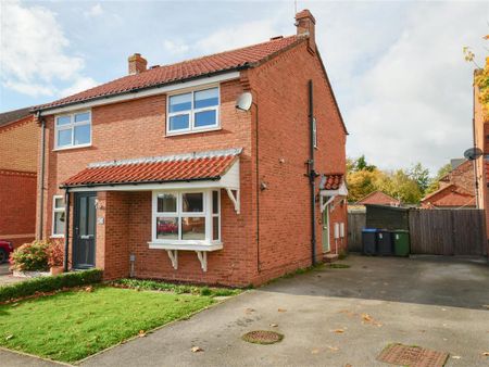 2 bedroom semi-detached house to rent - Photo 3