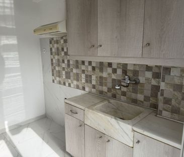 Ενοικίαση κατοικίας, 55 τ.μ., Γλυφάδα, 750 € - Photo 3