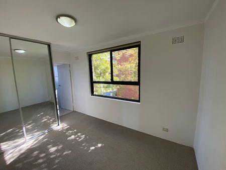 Modern apartment with stunning views! - Photo 3