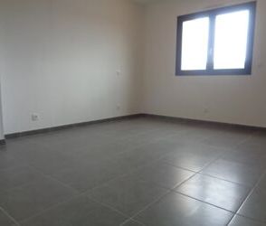 Location Appartement 5 pièces 123 m2 à Alénya - Photo 2