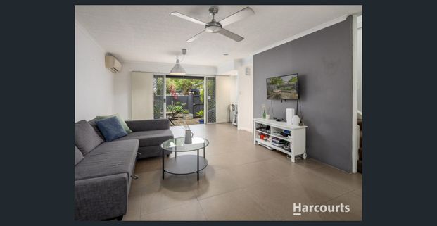 Functional Living, Close to Shops & Transport - Photo 1